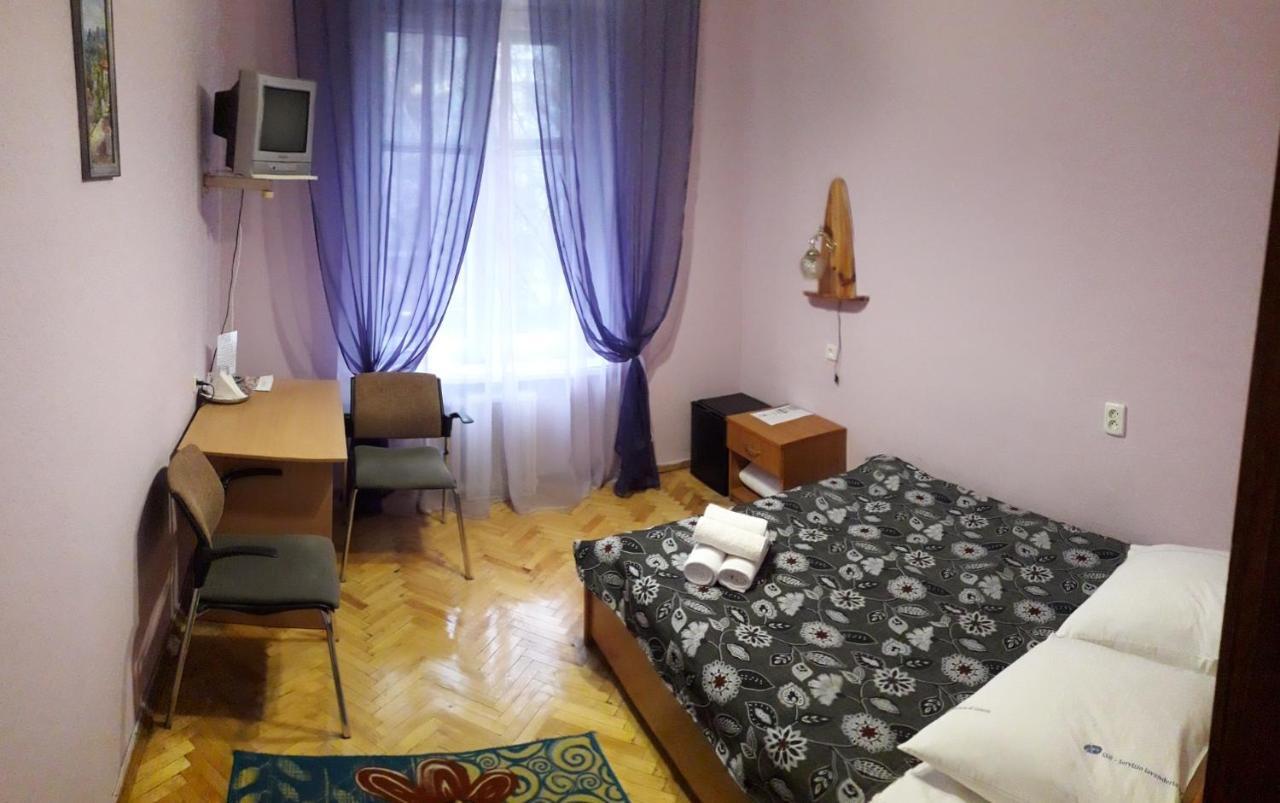 Kolos Hotel Obolon Kijev Kültér fotó