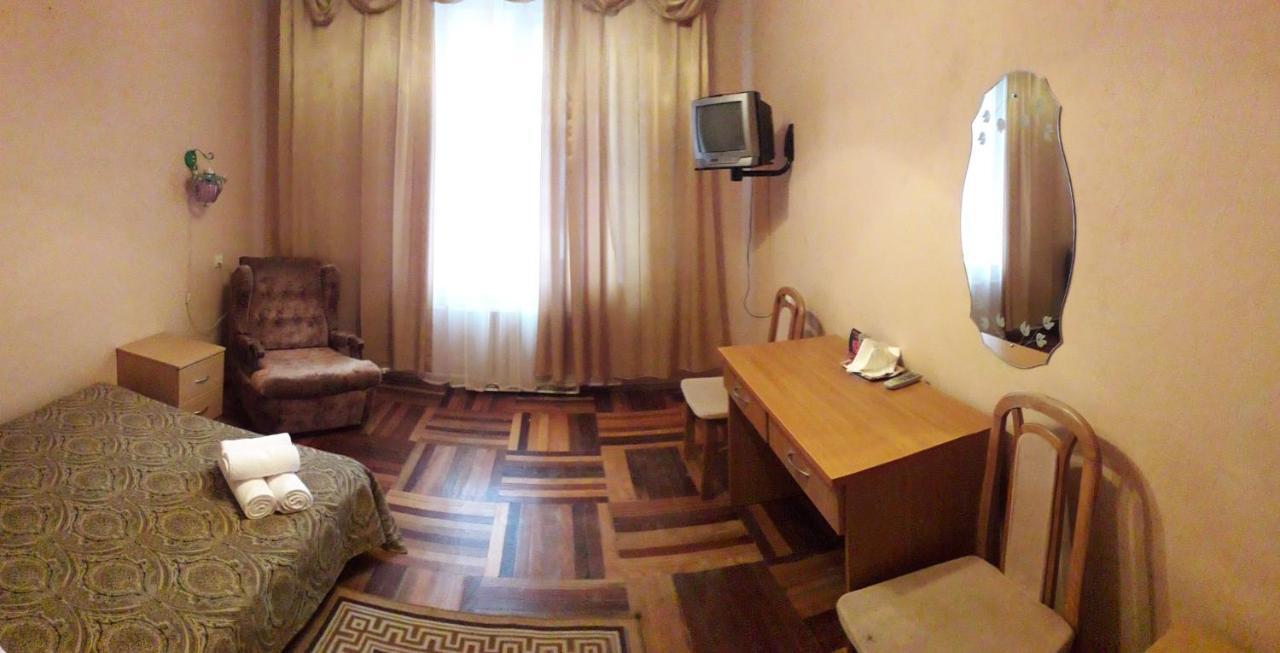 Kolos Hotel Obolon Kijev Kültér fotó