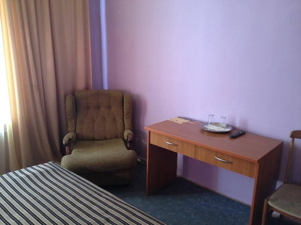 Kolos Hotel Obolon Kijev Kültér fotó