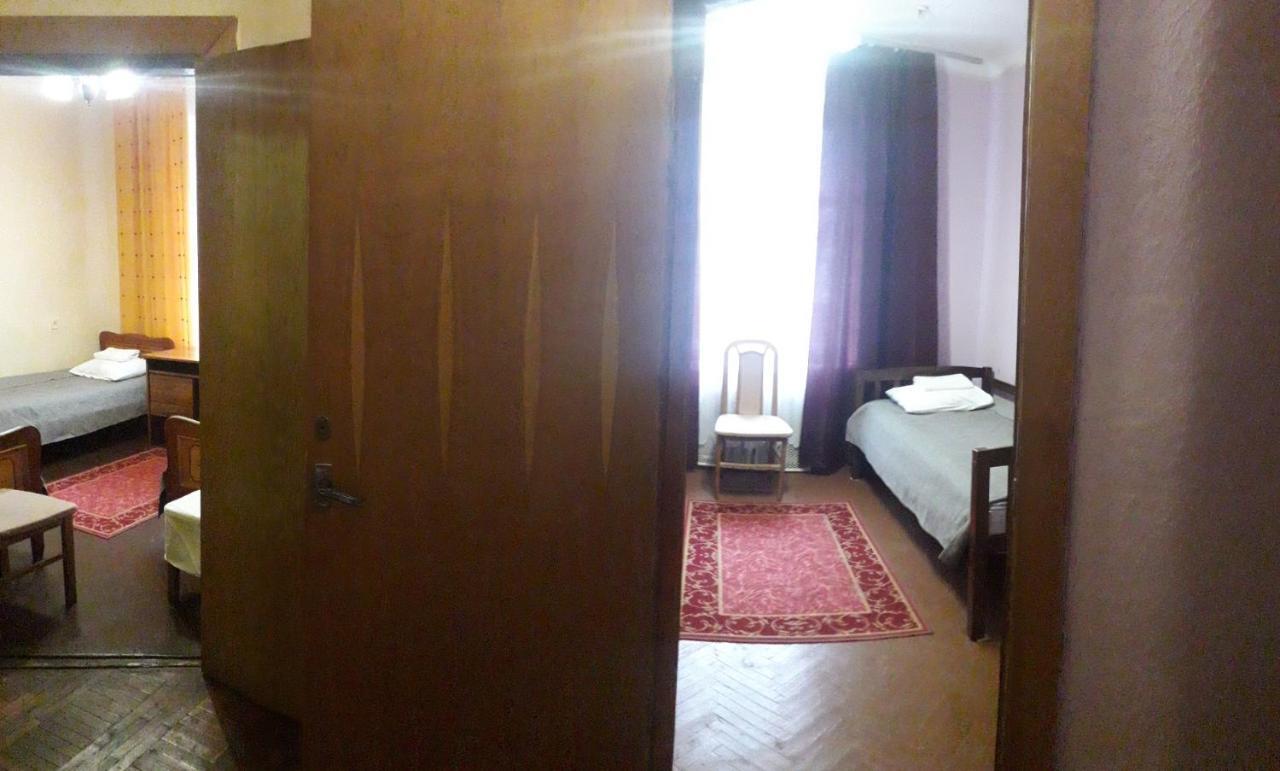 Kolos Hotel Obolon Kijev Kültér fotó